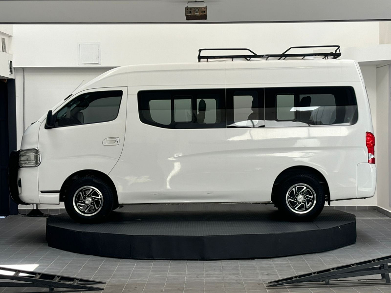 Nissan Urvan NV350 Pasajeros 4 pts. TM5, a/ac., VE, CD, 12 pas. 2016